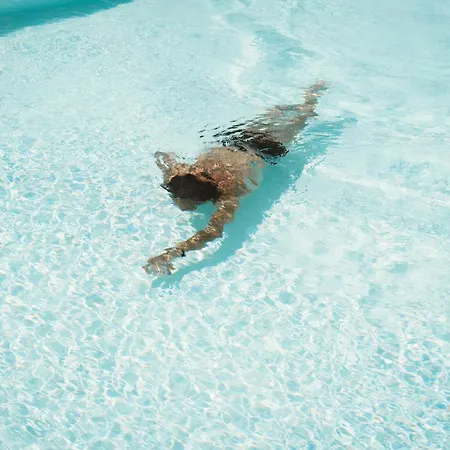 Santu Martine With Pool Villa *