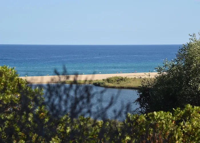Santu Martine With Pool Willa *