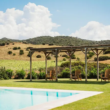 Villa Santu Martine With Pool Galtellì