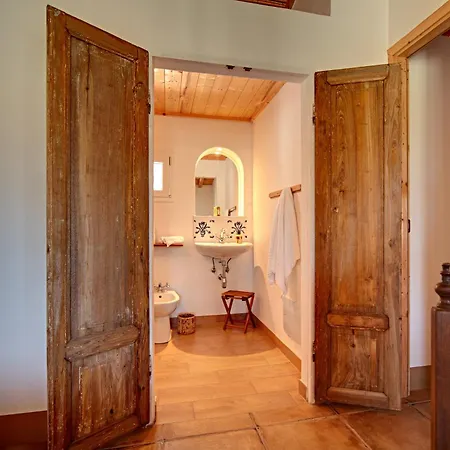 Santu Martine With Pool *