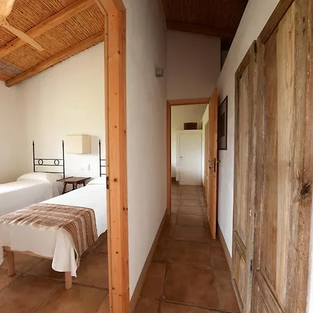 Santu Martine With Pool Villa *